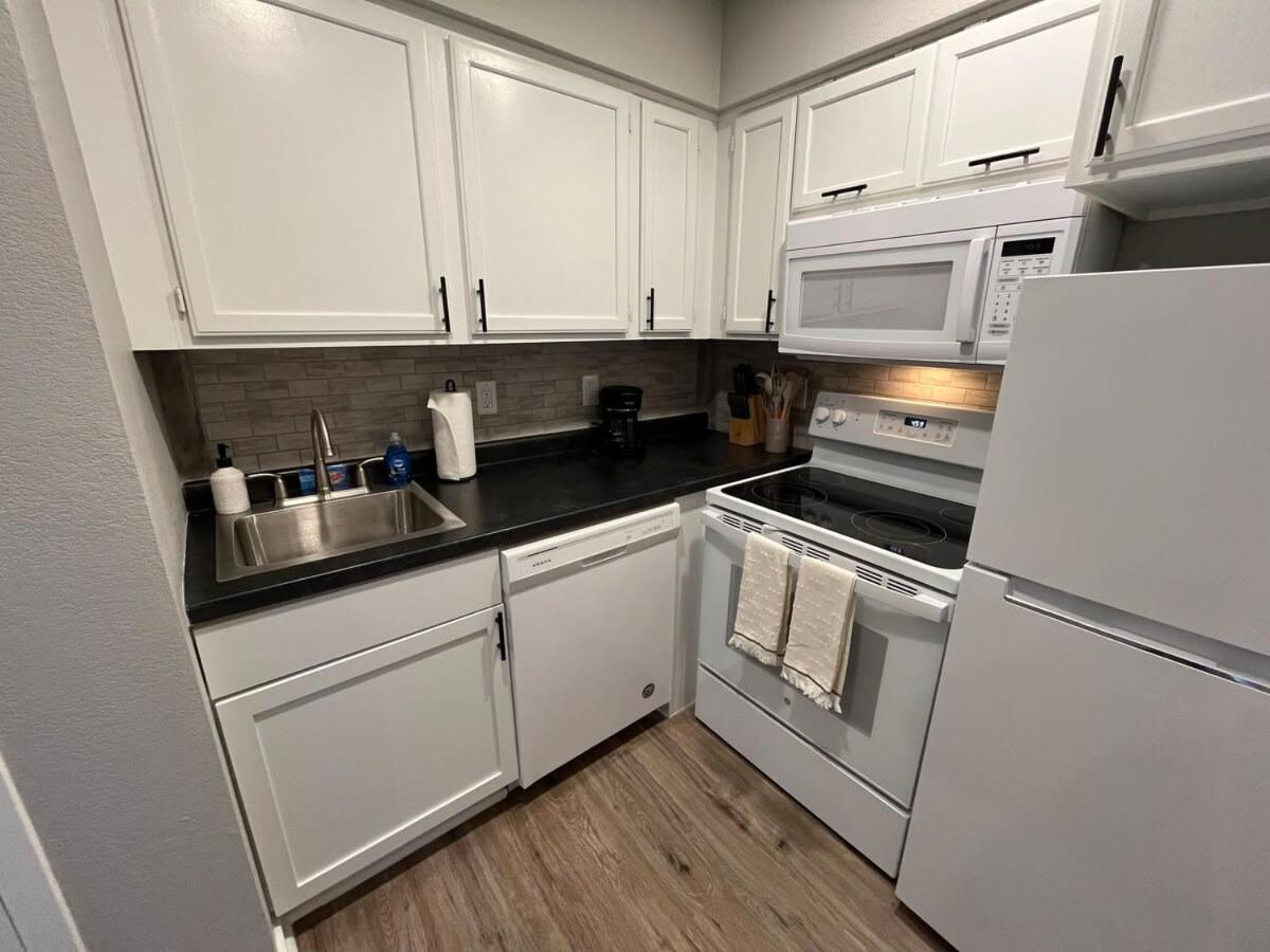 Aksarben 1 Bedroom-Close To I-80 Omaha Dış mekan fotoğraf