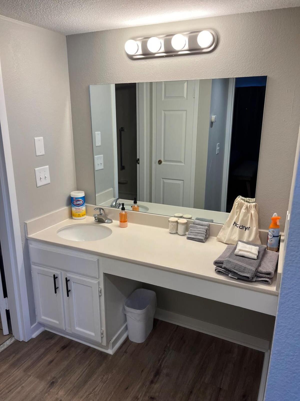 Aksarben 1 Bedroom-Close To I-80 Omaha Dış mekan fotoğraf
